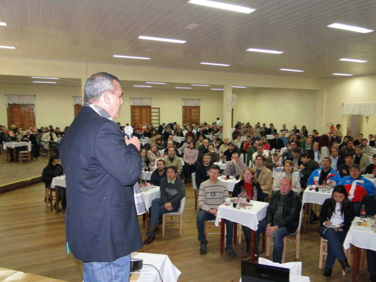 Fábrica de chocolates pode vir para Arroio do Meio Vontobel reunião almoço