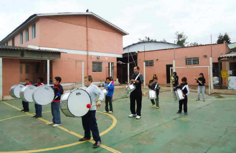 Banda Marcial da Amam é reativada