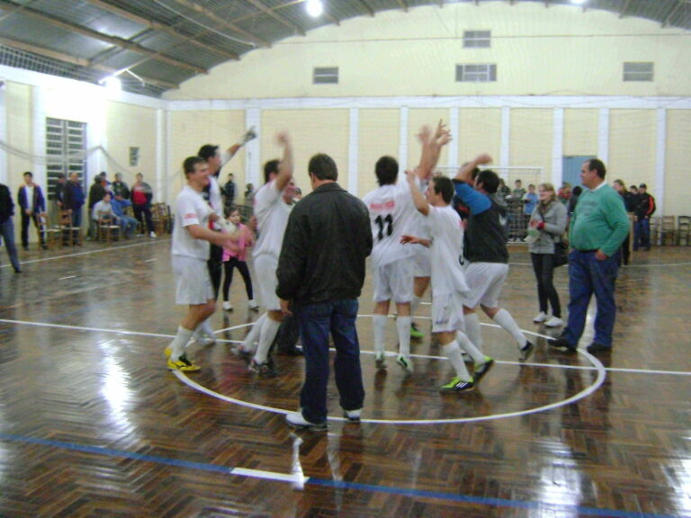 MultiVale vibra com a conquista da categoria Força Livre