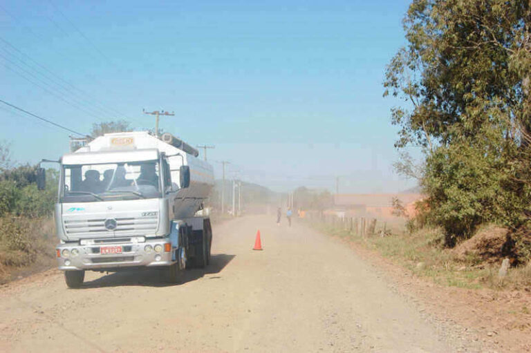 Sai o empréstimo para o asfalto