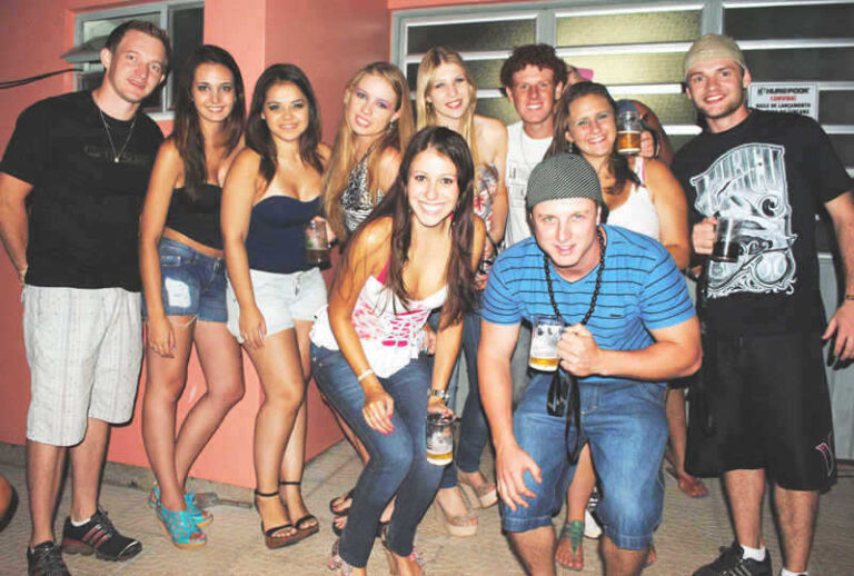 Hure Kift Fest reúne cerca de 300 pessoas