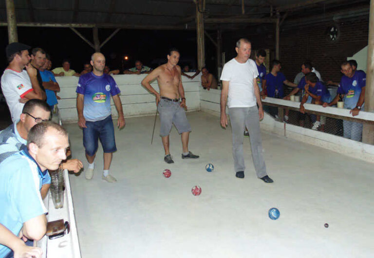 Bocha Inter-bairros inicia fase semifinal