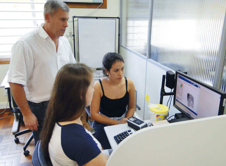 Mais de três mil eleitores ainda não se recadastraram