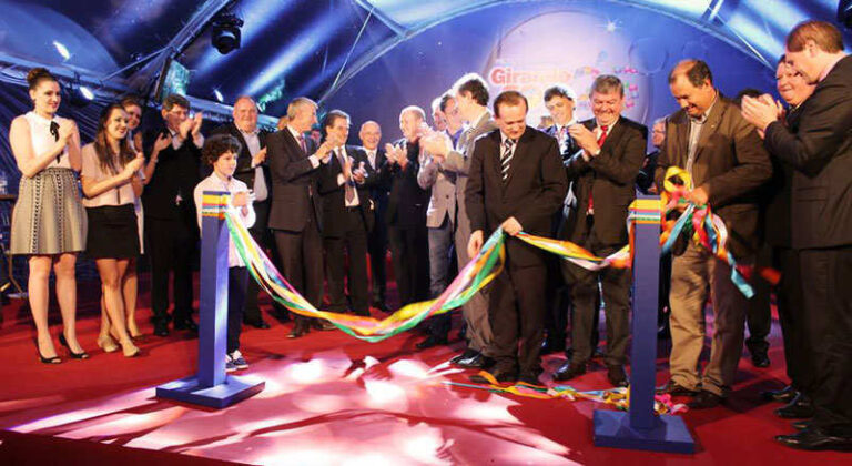 Girando Sol inaugura novas instalações com uma grande festa