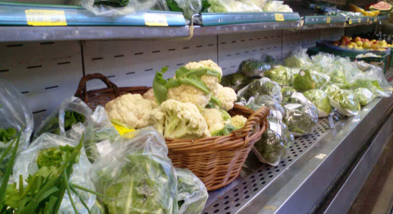 Verduras de época têm melhor preço