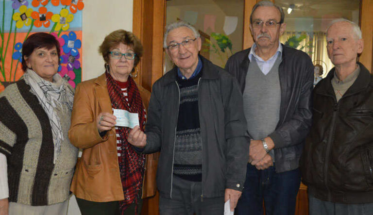 Instituição recebe doação no valor de R$ 10 mil