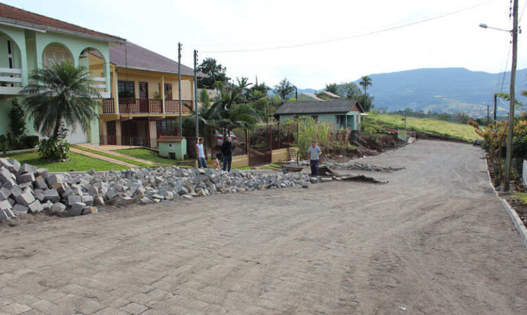 Pavimentação no bairro Bela Vista é concluída