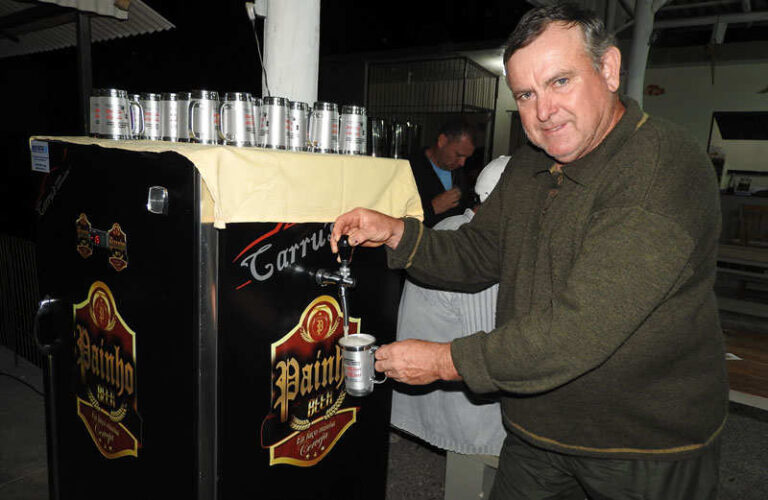 Cervejeiros comemoram simplificação tributária