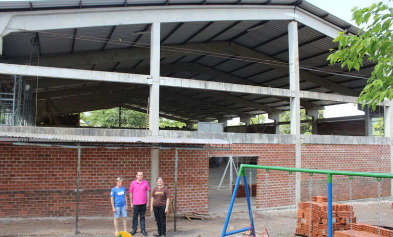 Município executa obra que transforma quadra coberta em ginásio