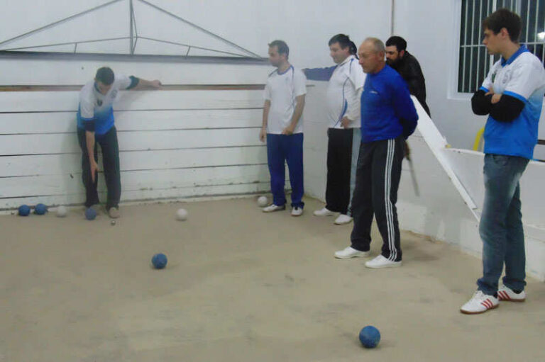 Quartas de final na Bocha Noturno