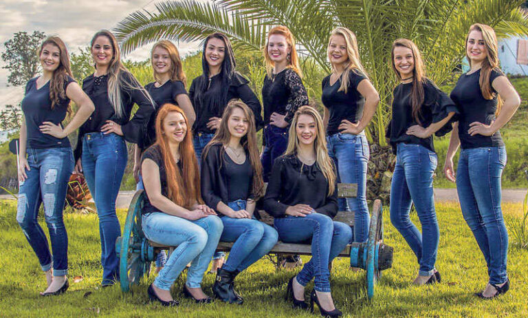 Definidas candidatas para o baile que escolhe soberanas do município