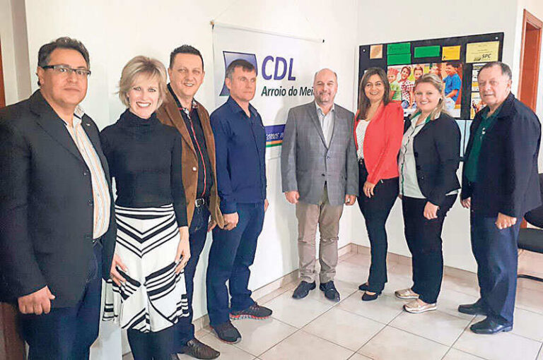 CDL Arroio do Meio recebe a visita do presidente da FCDL-RS