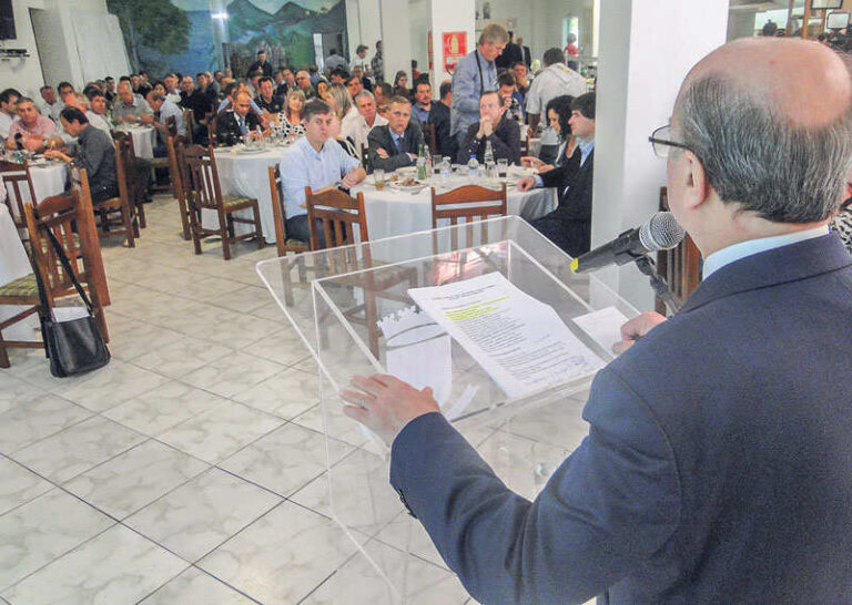 Schirmer defende o combate à criminalidade de forma integrada