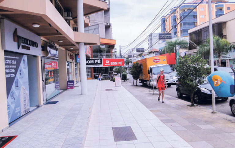 Feriados alteram funcionamento de repartições públicas e estabelecimentos comerciais