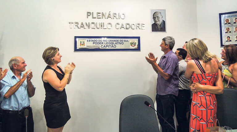 Câmara de Capitão inaugura plenário com nome Tranquilo Cadore