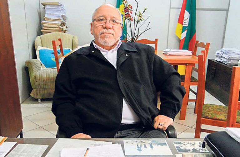 Delegado Selig alerta para golpes de veraneio