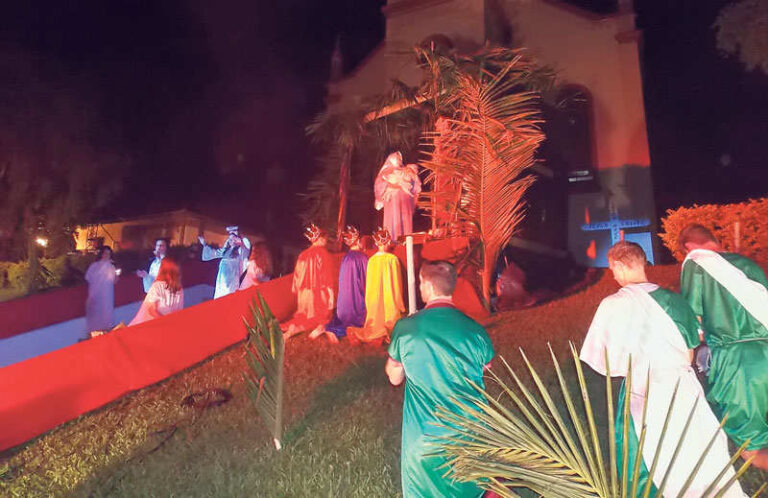 Festa de Natal de Travesseiro terá encenação sábado em frente à Igreja Matriz