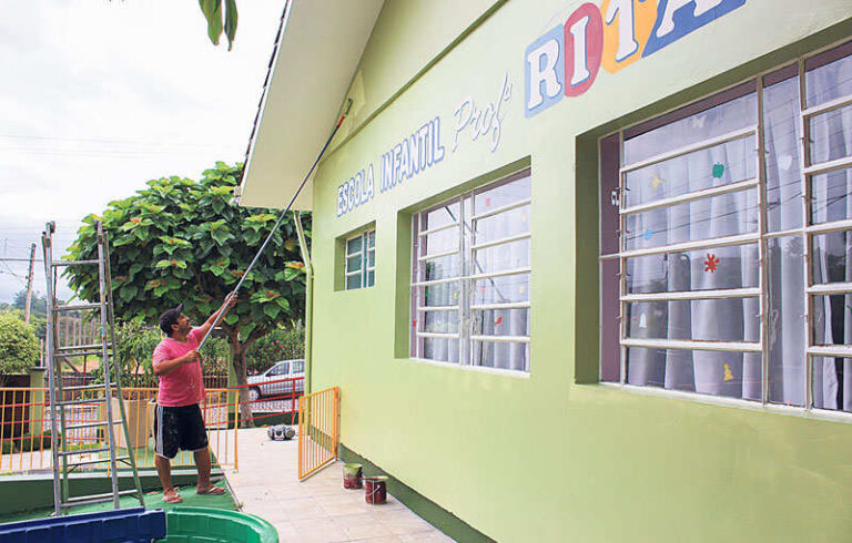 Escolas de Educação Infantil recebem limpeza e melhorias durante período de recesso