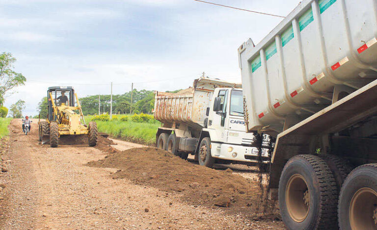 Mutirão faz melhorias em Arroio Grande