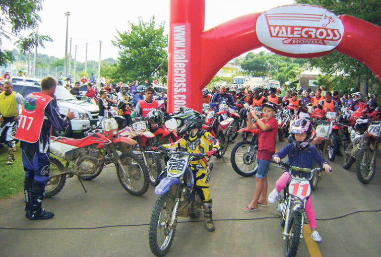 Tricap promove domingo Encontro de Trilheiros e Motocross no aniversário do município