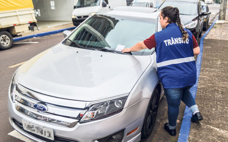 Condutor que extrapolar o tempo poderá ser multado e ter o carro removido