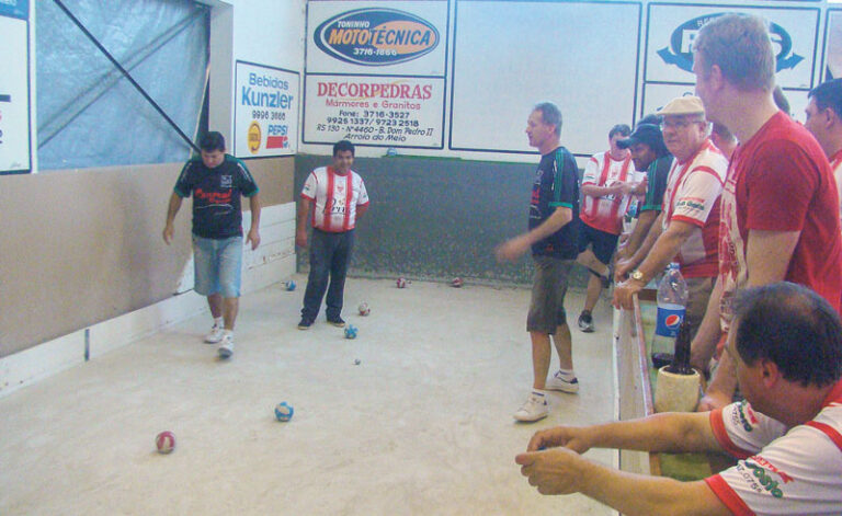 Bocha para Veteranos registra a participação de 13 equipes