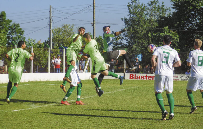 Sete de São Caetano e Sete de Capitão mantêm vantagem do empate