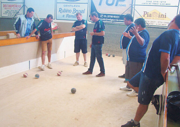 Bocha para Veteranos realiza rodada de ida das quartas de final