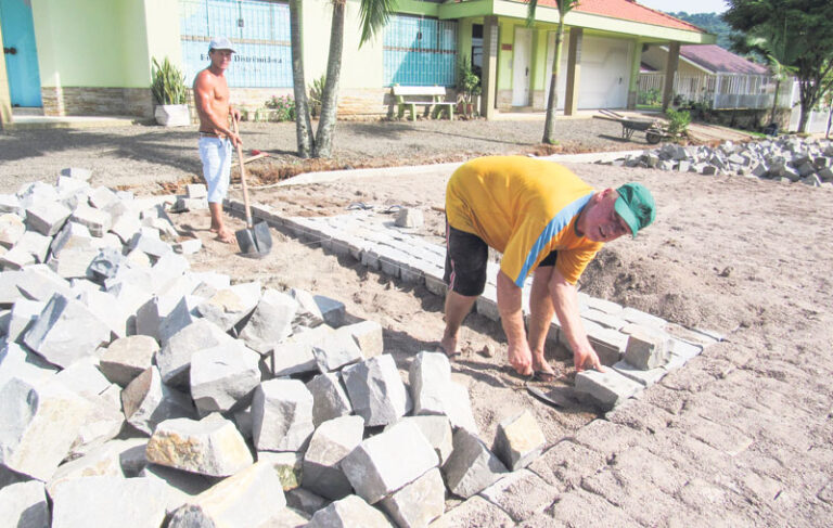 Suportando e superando o calor com muito trabalho