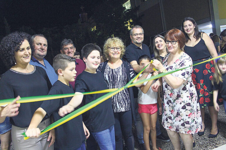 Executivo entrega novo espaço que viabiliza ampliação do atendimento à Educação Infantil em Turno Integral