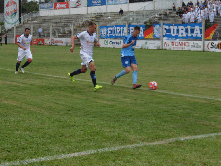 Empate em 2 x 2 elimina o Lajeadense da Divisão de Acesso