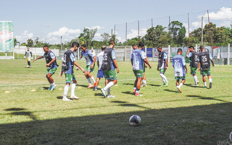 Lajeadense inicia temporada com apresentação de jogadores