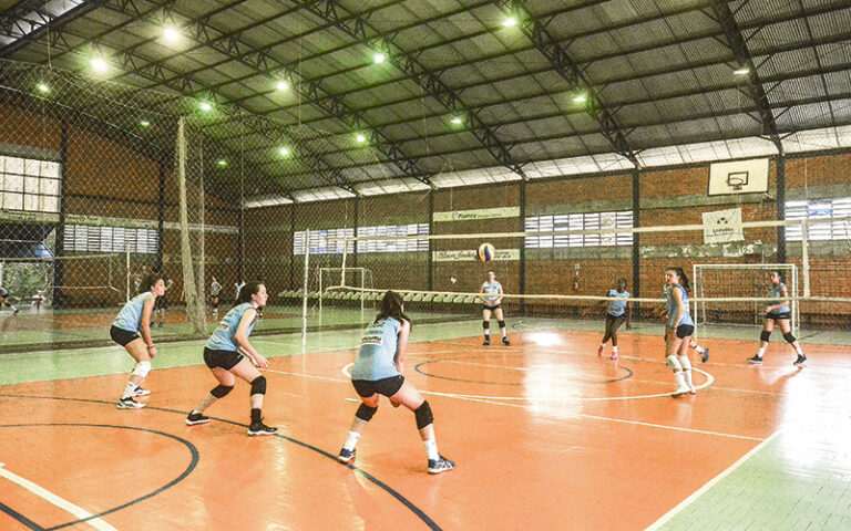 Avates faz seleção de novas atletas