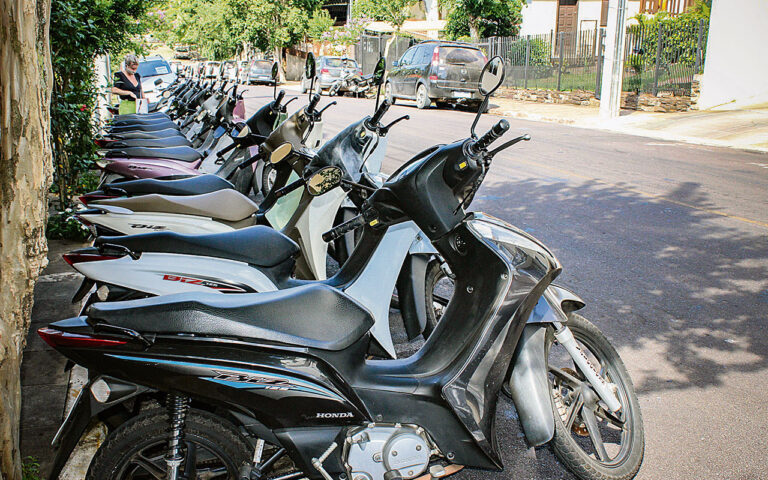 Já está em vigor nova lei de trânsito que  aumenta a validade da CNH para 10 anos