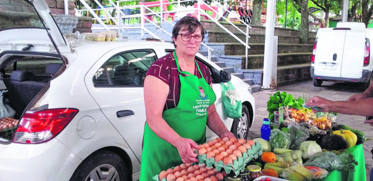 Lucila Petry se dedica para agricultura há mais de 20 anos