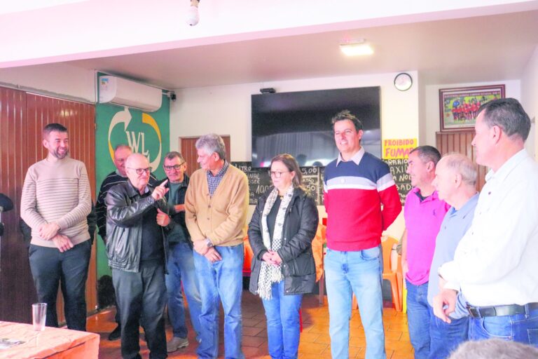 PDT Arroio do Meio apresenta executiva e diretório 2023/2024 em convenção na presença de deputados