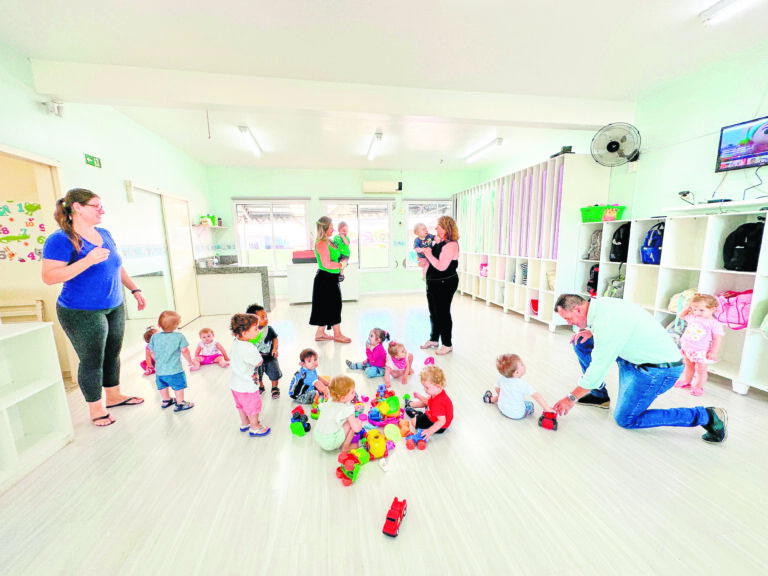 Cerca de mil crianças retornam às Escolas Comunitárias de Educação Infantil