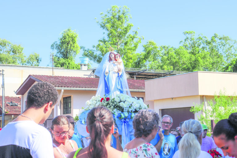 Missa e procissão celebram Nossa Senhora dos Navegantes em Arroio do Meio