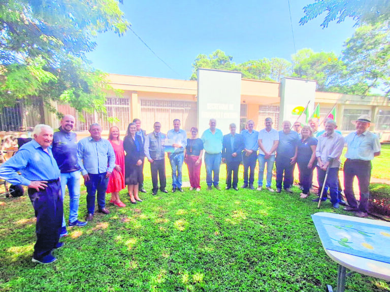 SPU doa área da antiga CNEC para Arroio do Meio