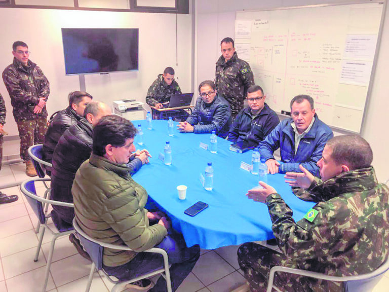 Prefeitos de Arroio do Meio e Lajeado alinham detalhes para instalação da ponte do Exército