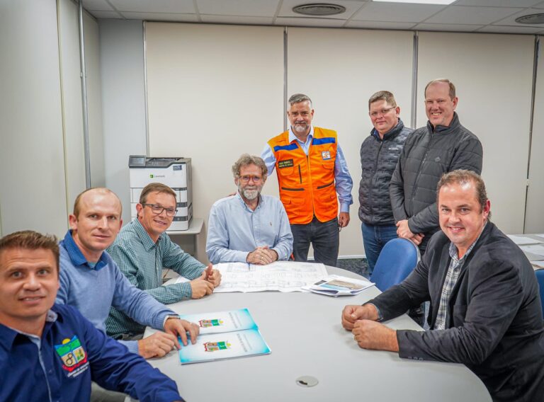 Líderes do Executivo participam de audiência com Paulo Pimenta sobre a reconstrução da Ponte