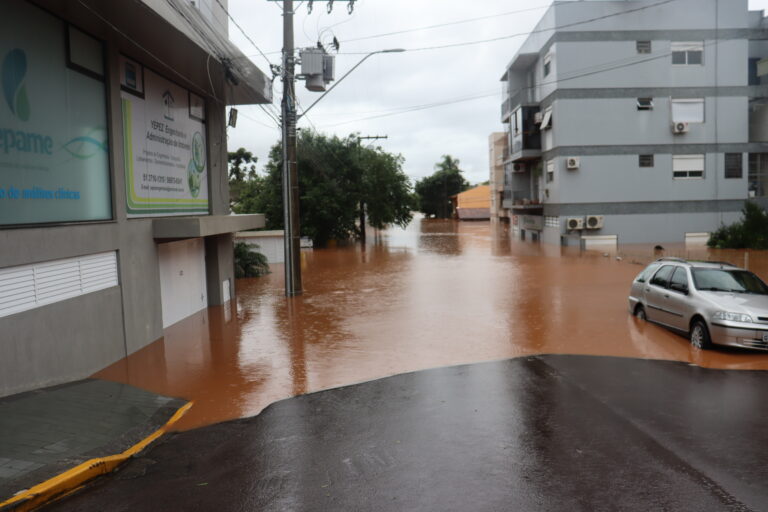 Cras inicia na terça-feira as inscrições para quem perdeu sua casa nas enchentes
