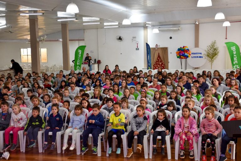 IX Feira do Livro celebra a magia da literatura e das artes