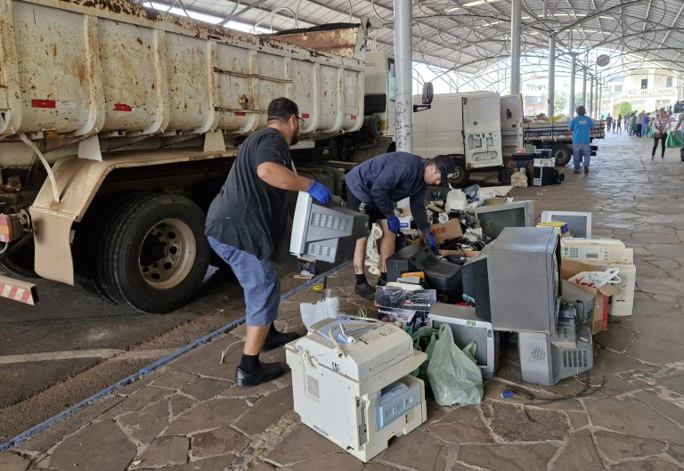 Jogue Limpo Arroio do Meio: comunidade dá o destino correto a diversos tipos de materiais