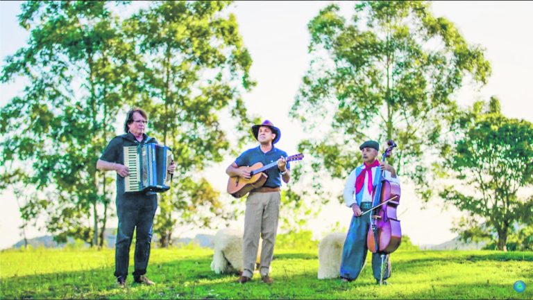 Pastor Jair Erstling: conexãoentre a fé, a família e a música